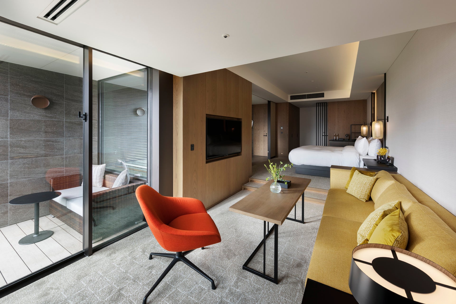 TIAD, AUTOGRAPH COLLECTION